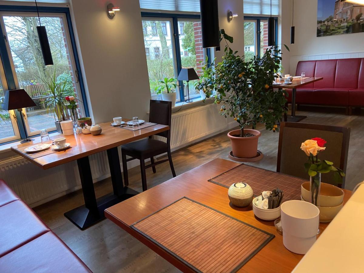 Friesenhof Nieblum - Hotel Garni Esterno foto